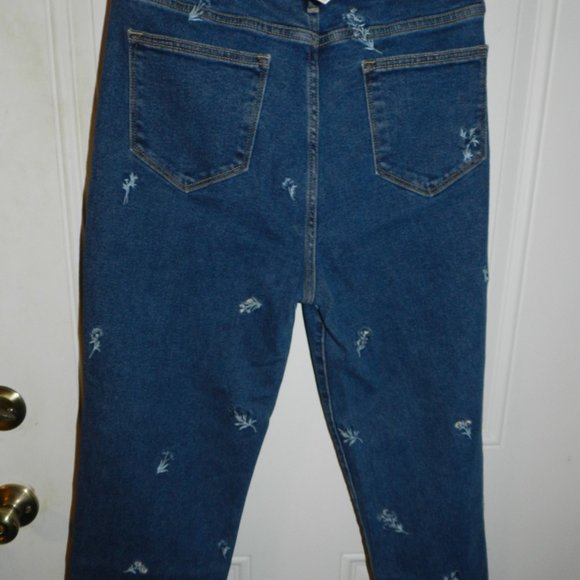 NWT! DRIFTWOOD Wyatt Straight Leg Crop Jeans! - Picture 11 of 16